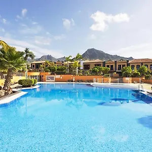  Holiday home Classbnb - Luxury Townhouse 300m From Playa Del Duque
